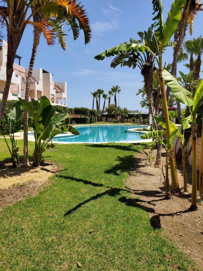 BAJO en PRIMERA LÍNEA de VERA-PLAYA con piscina privada! Vera Exterior foto